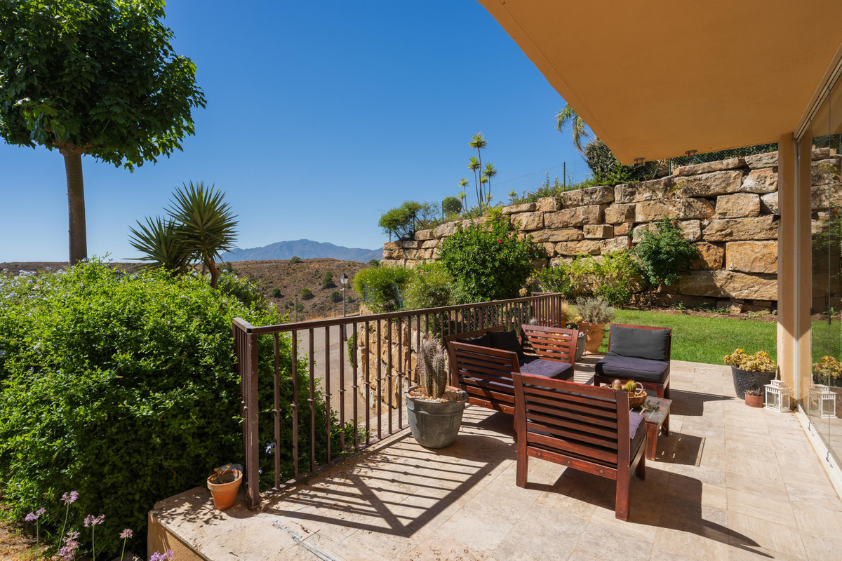 Apartment for sale in Benahavís