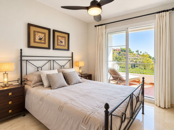 Apartment for sale in Benahavís