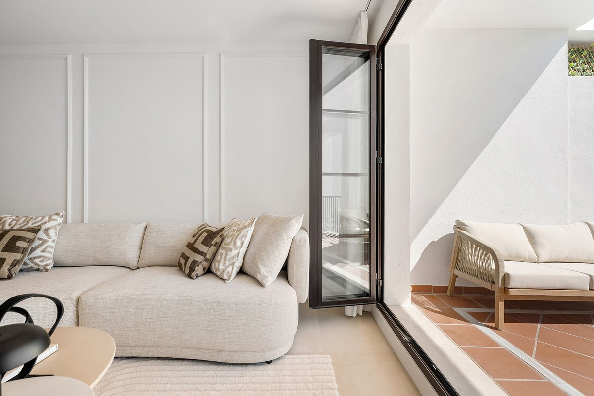 Apartment for sale in Benahavís