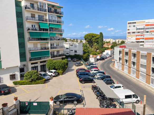 Apartment for sale in Benalmadena