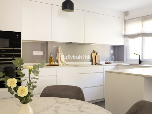 Apartment for sale in Benalmadena
