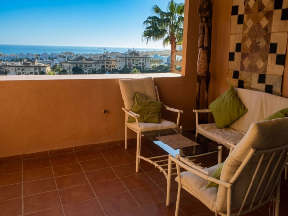 Apartment for sale in Estepona