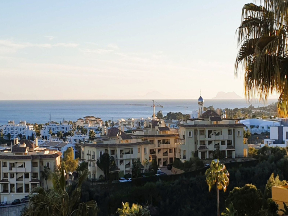 Apartment for sale in Estepona