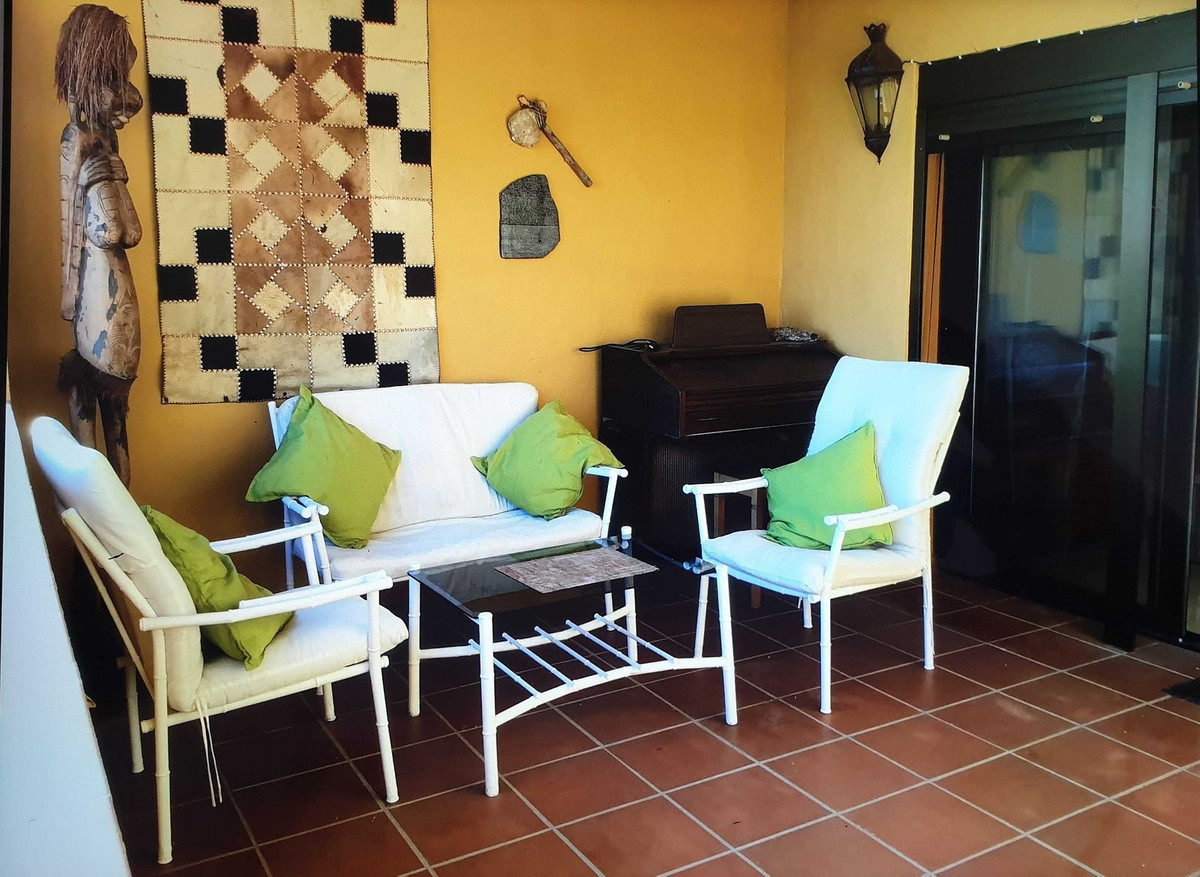 Apartment for sale in Estepona