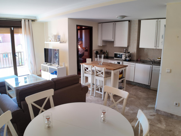 Apartment for sale in Estepona