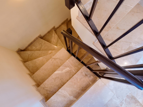 Apartment for sale in Estepona
