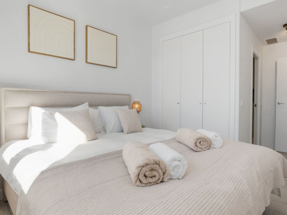 Apartment for sale in Estepona
