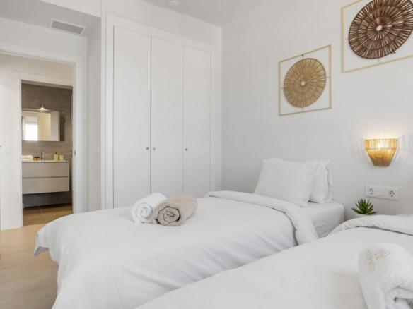 Apartment for sale in Estepona