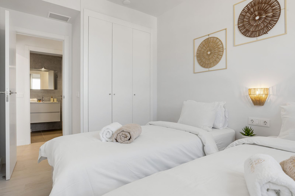 Apartment for sale in Estepona