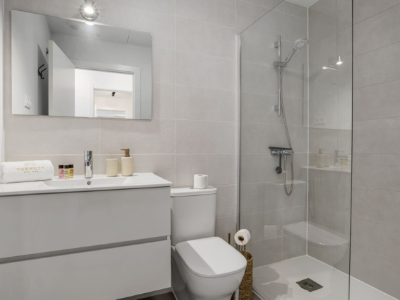 Apartment for sale in Estepona
