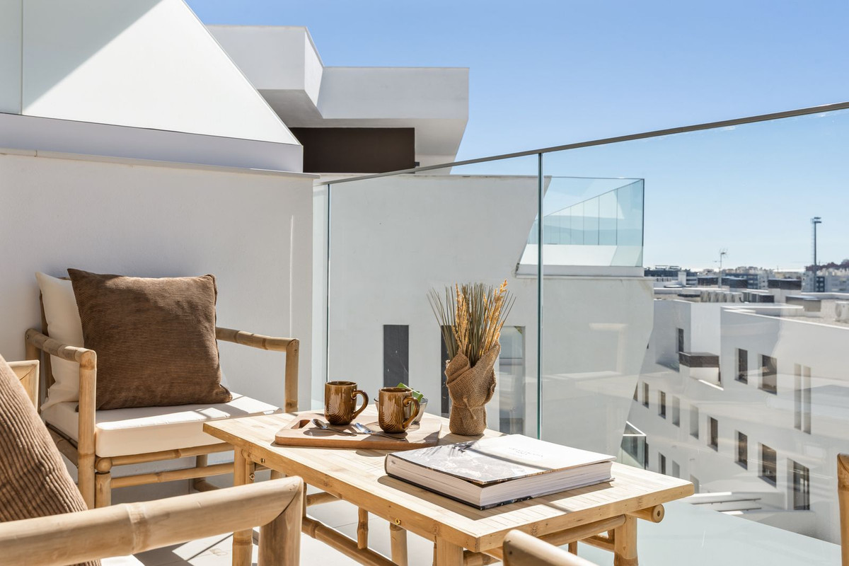 Apartment for sale in Estepona
