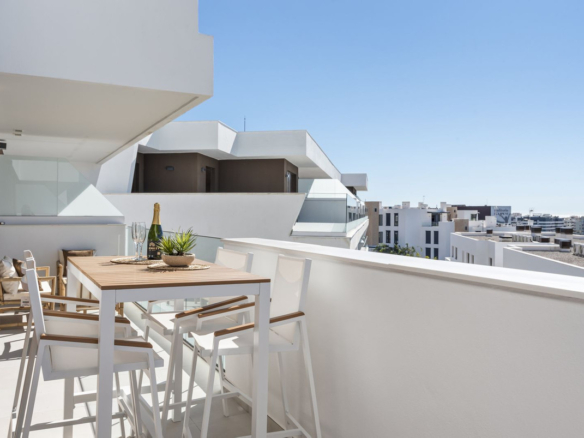 Apartment for sale in Estepona