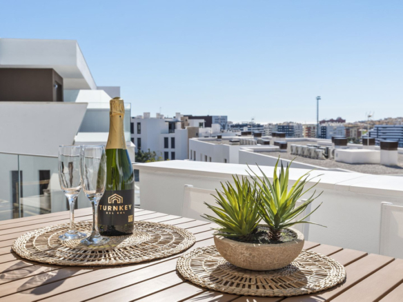 Apartment for sale in Estepona