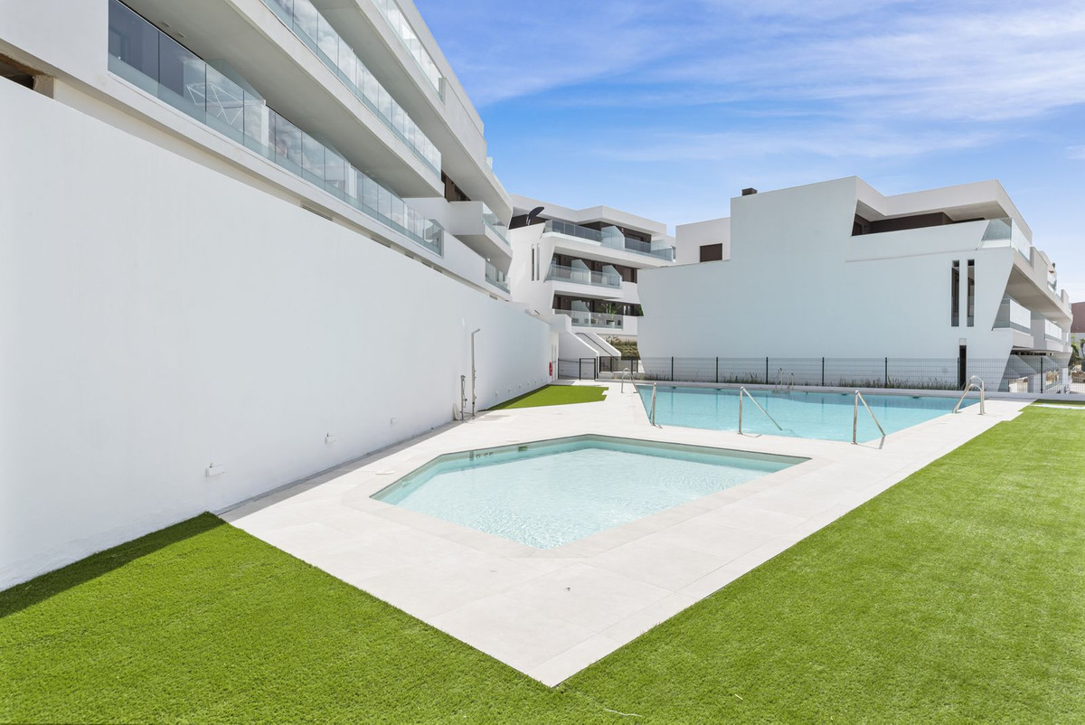 Apartment for sale in Estepona