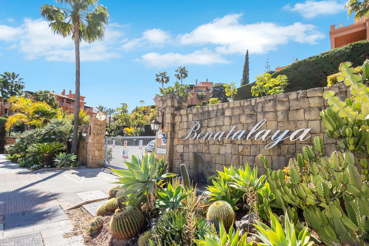 Apartment for sale in Estepona