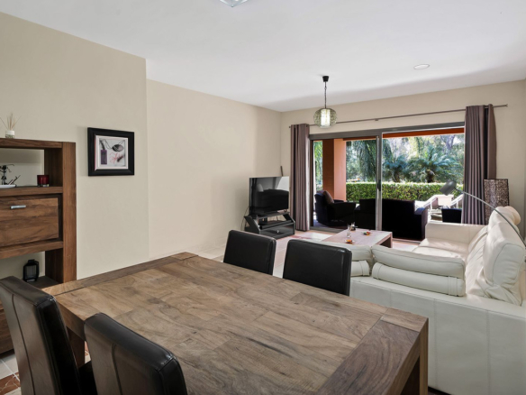 Apartment for sale in Estepona