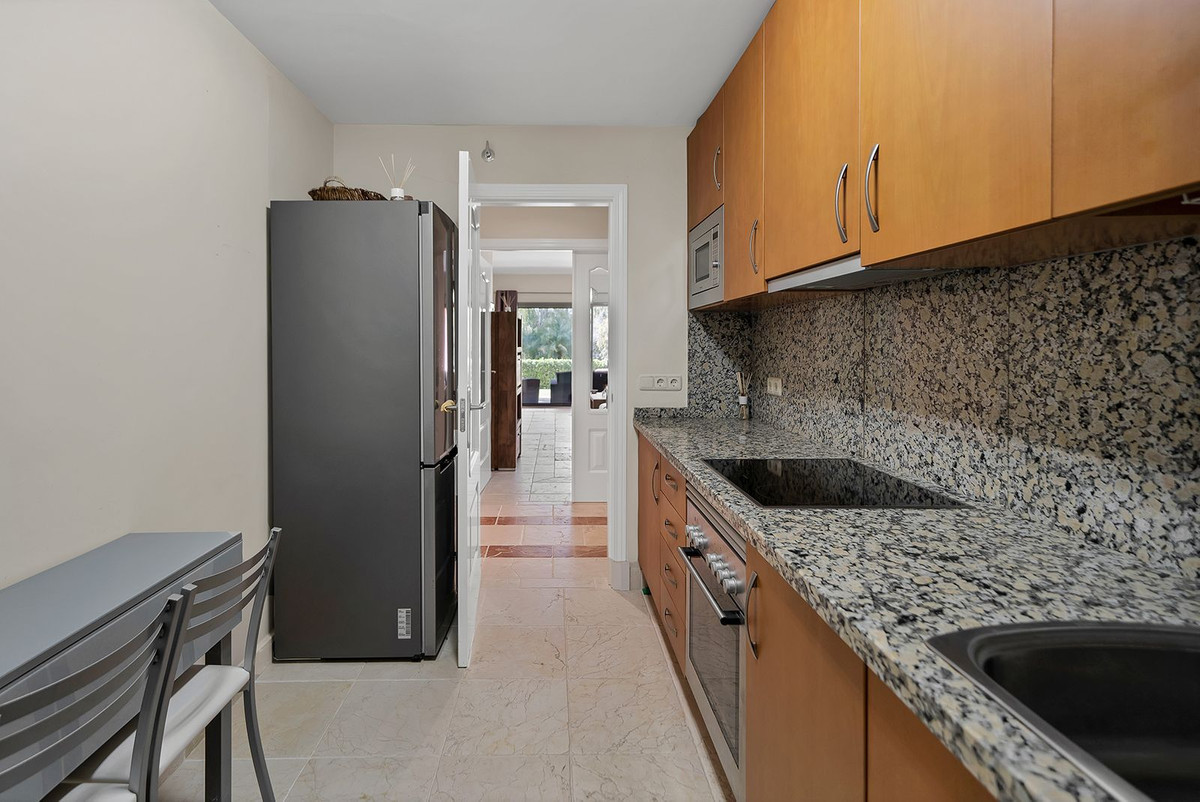 Apartment for sale in Estepona