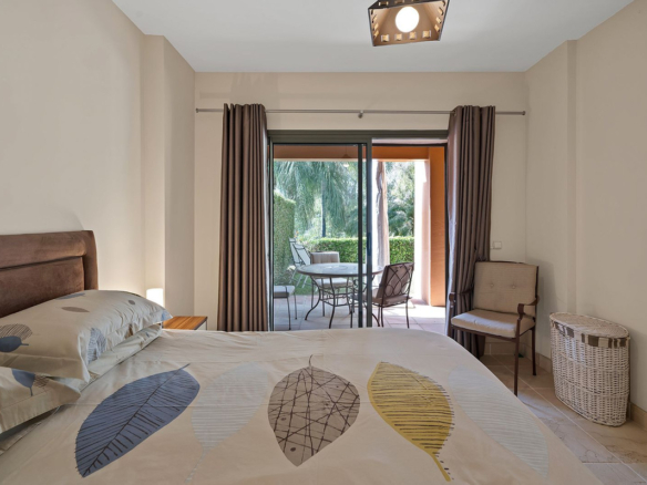 Apartment for sale in Estepona