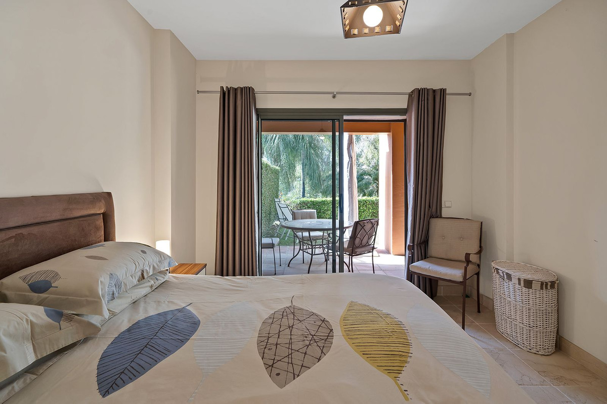 Apartment for sale in Estepona