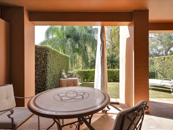 Apartment for sale in Estepona