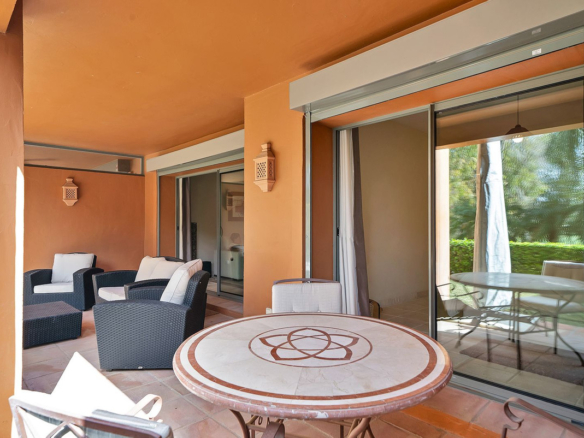 Apartment for sale in Estepona