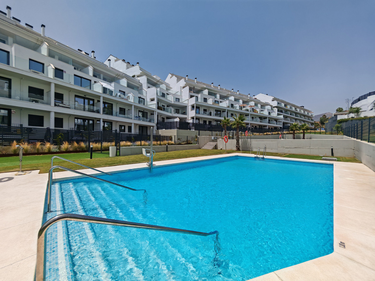 Apartment-in-Fuengirola-Ref-R5499808 Apartment for sale in Fuengirola