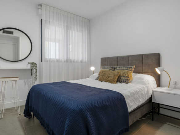 Apartment for sale in Manilva