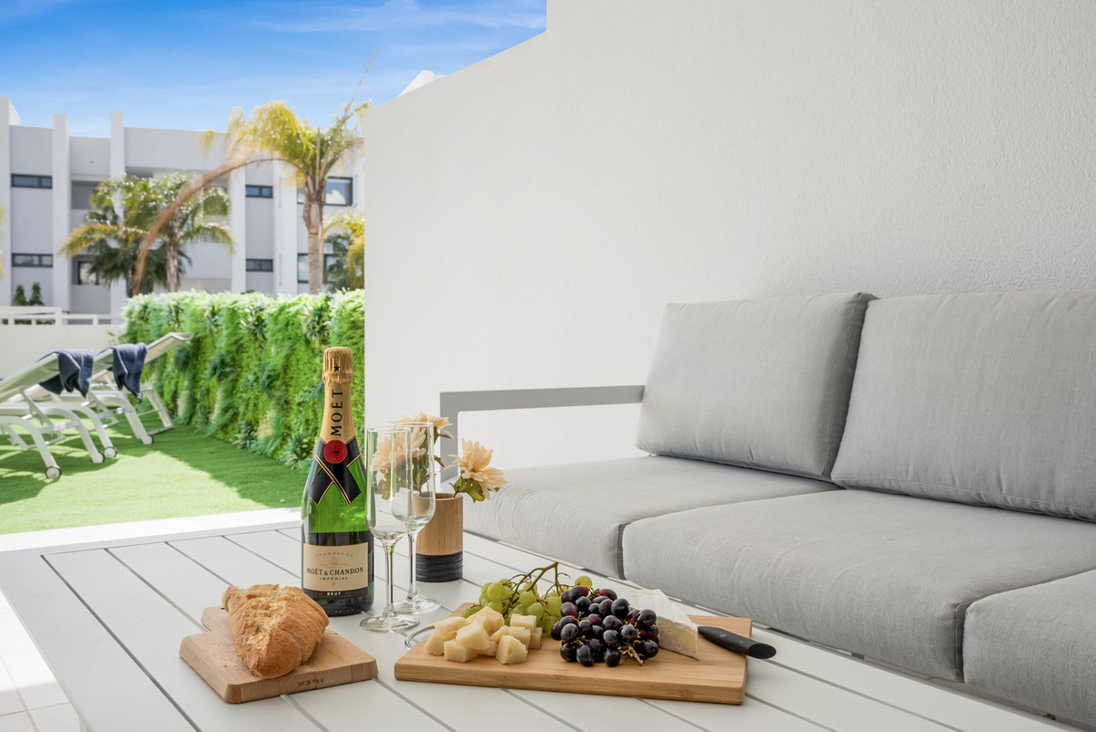Apartment for sale in Manilva