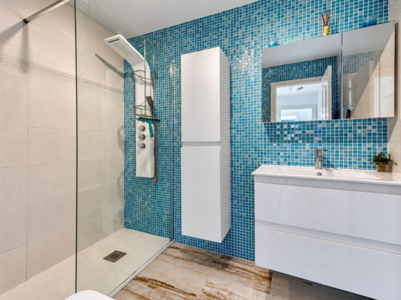 Apartment for sale in Manilva