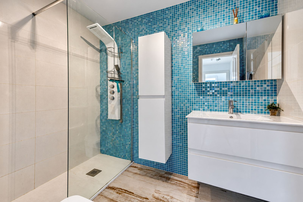 Apartment for sale in Manilva