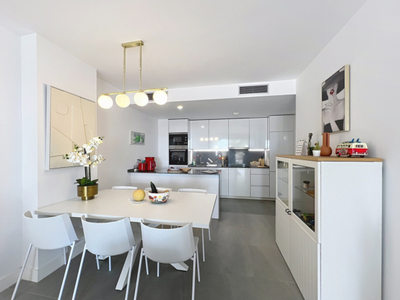Apartment for sale in Manilva