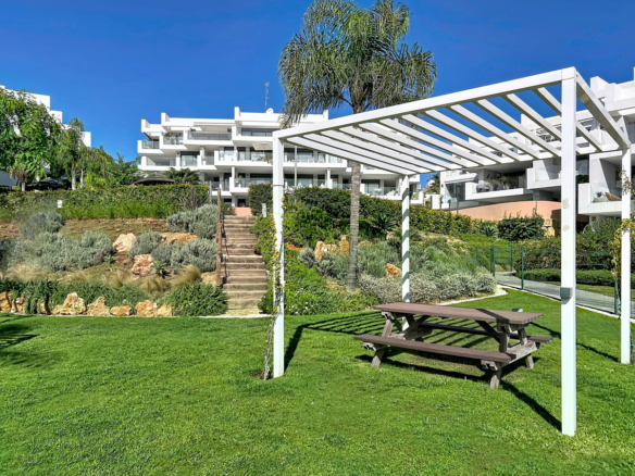 Apartment for sale in Manilva