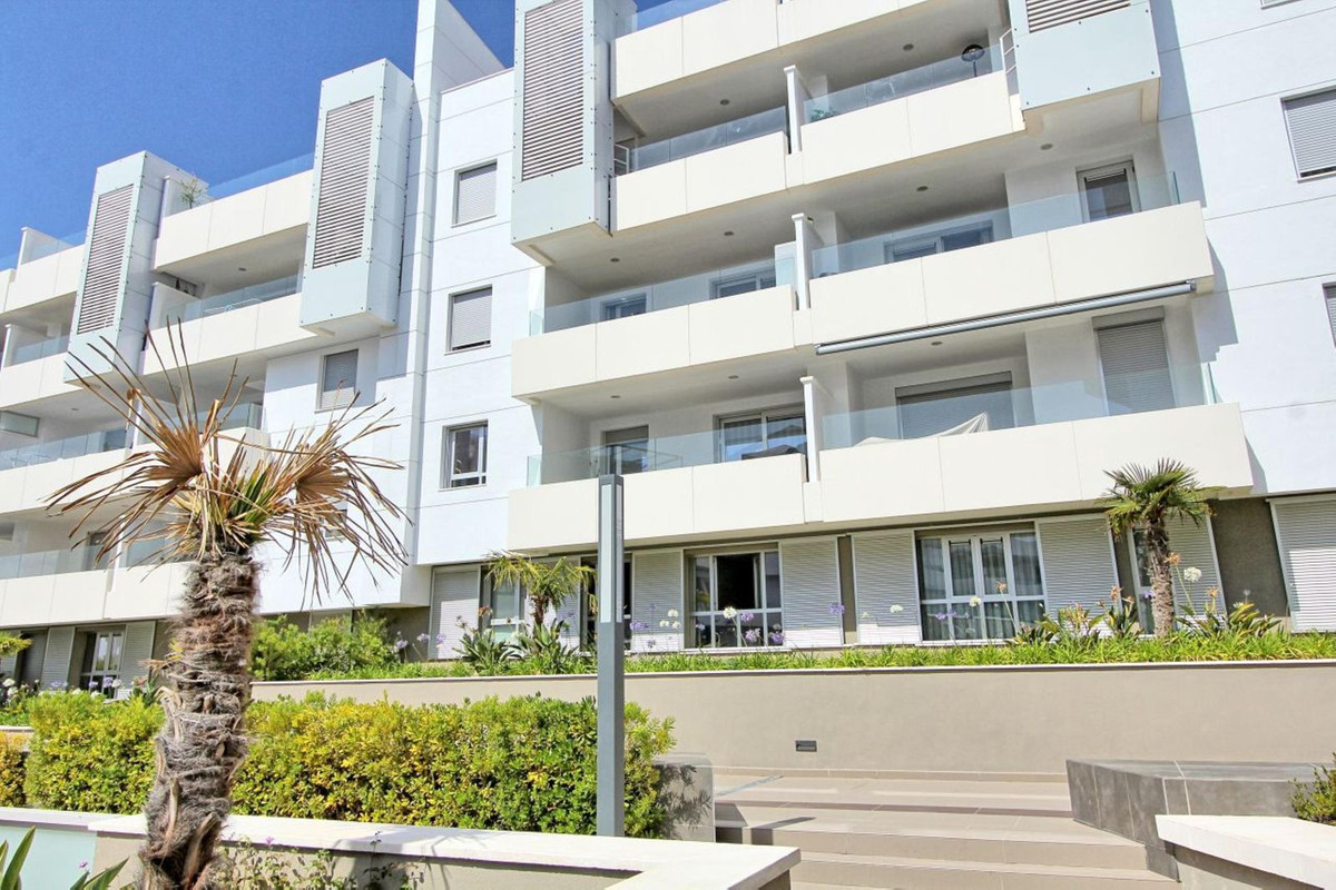 Apartment-in-Marbella-Ref-R5292700 Apartment for sale in Marbella