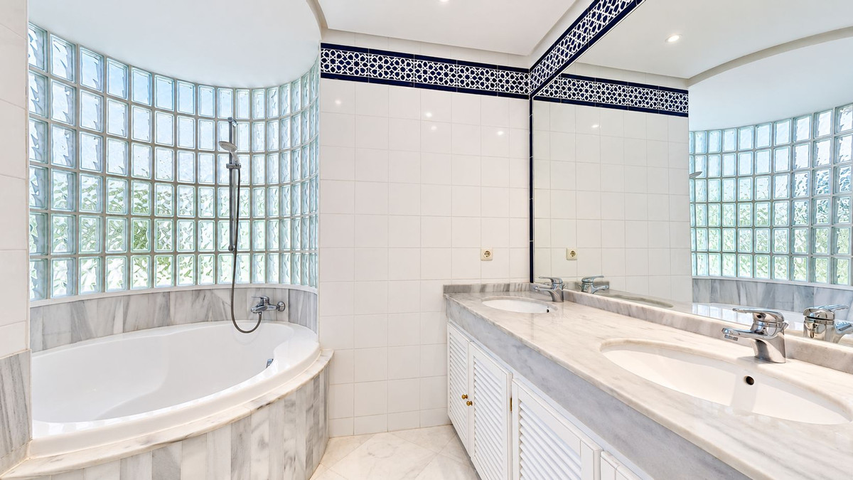 Apartment for sale in Marbella