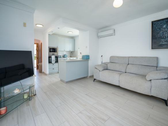 Apartment for sale in Mijas