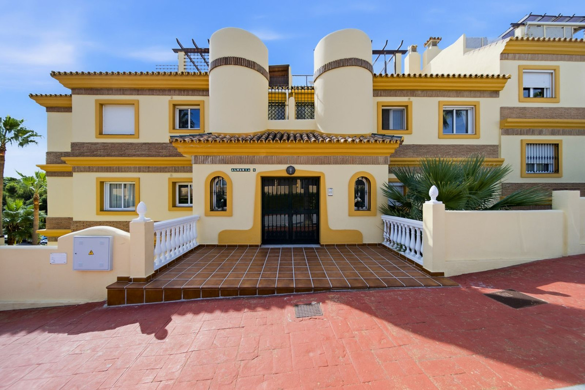 Apartment for sale in Mijas