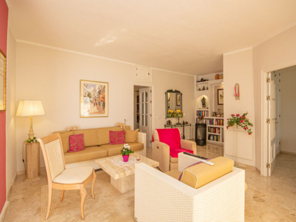 Apartment for sale in Mijas