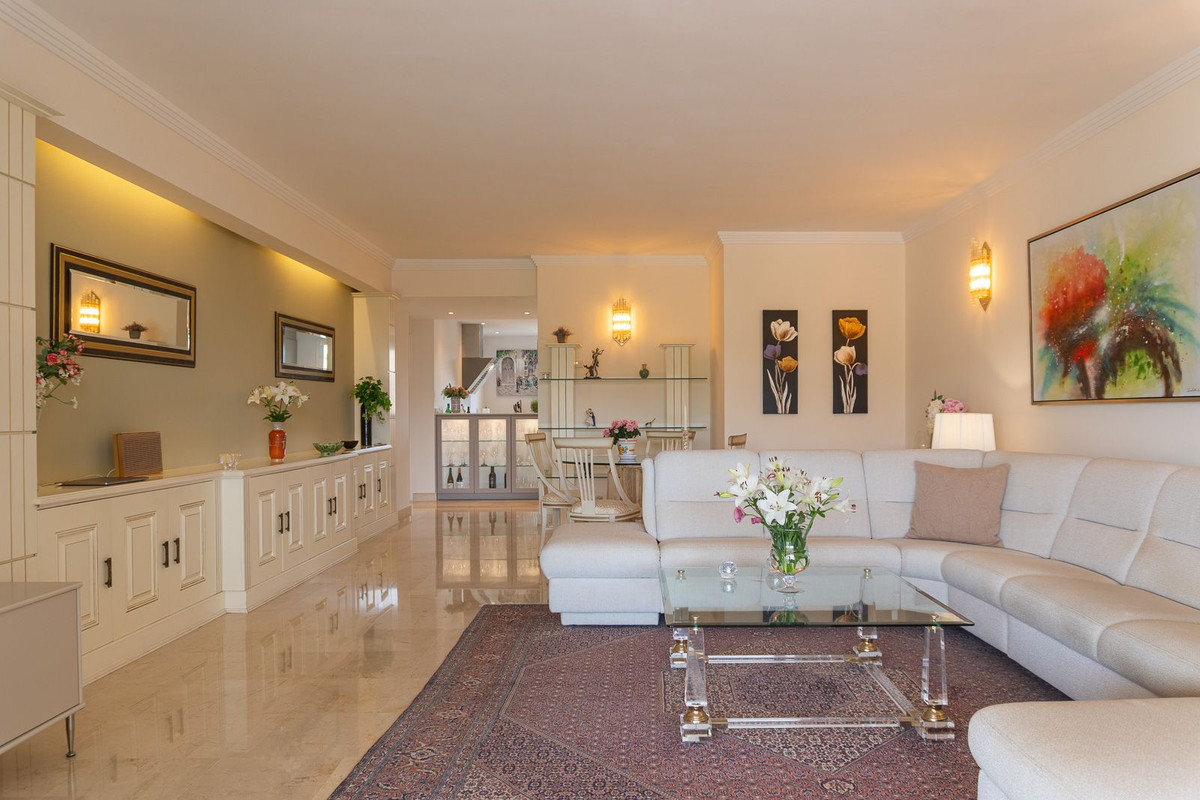 Apartment for sale in Mijas