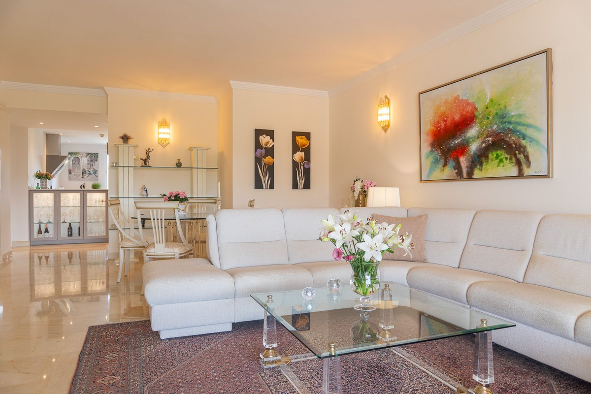 Apartment for sale in Mijas