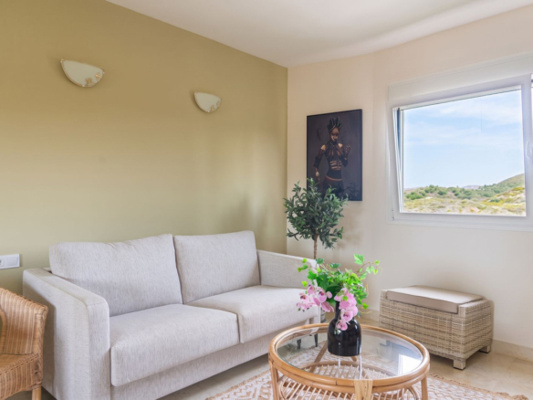 Apartment for sale in Mijas