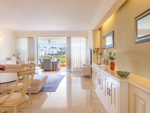 Apartment for sale in Mijas