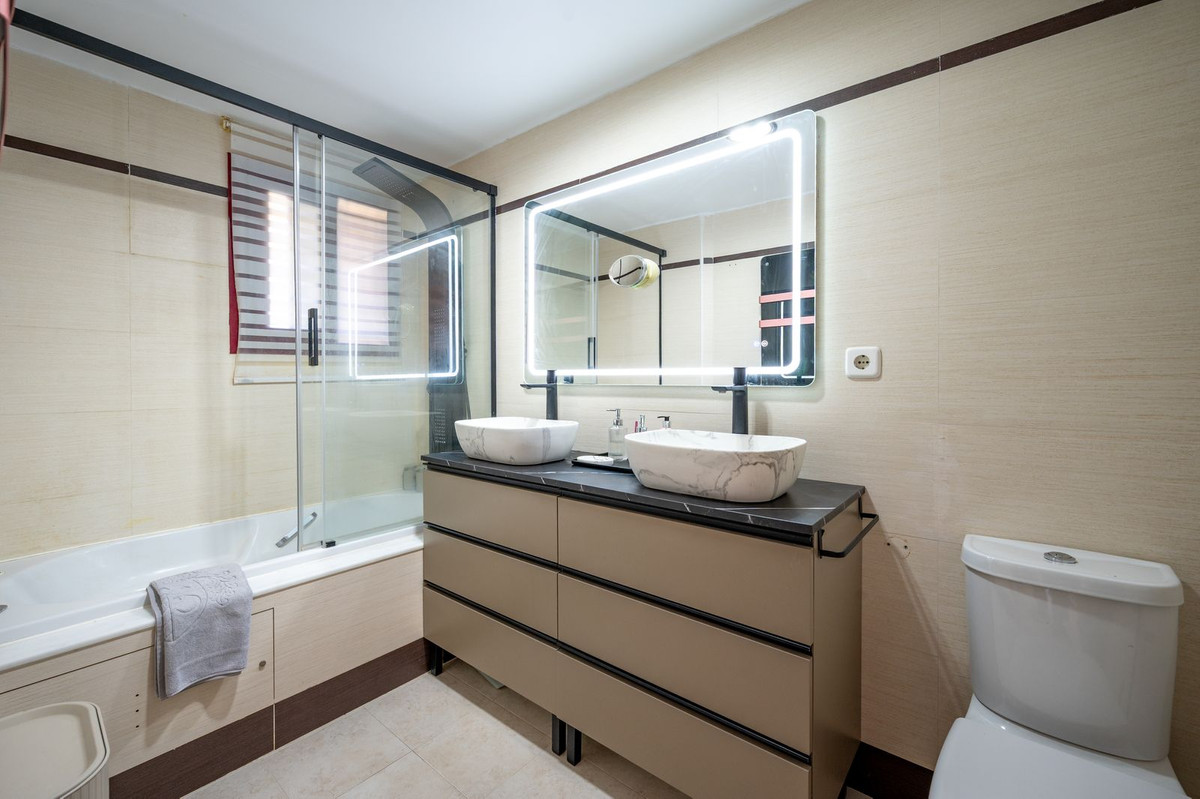 Apartment for sale in Mijas