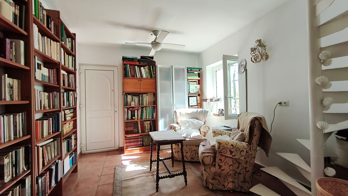 Finca for sale in Málaga