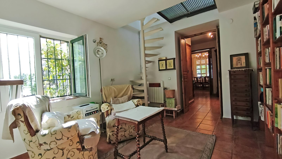 Finca for sale in Málaga