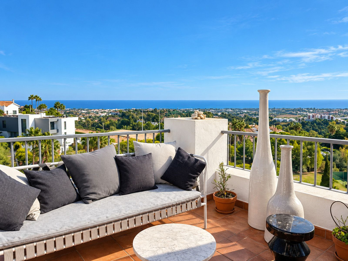 Penthouse for sale in Benahavís