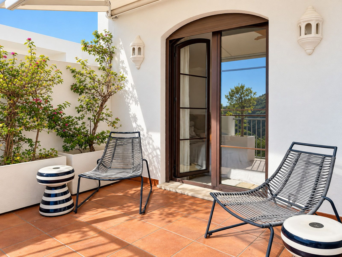 Penthouse for sale in Benahavís