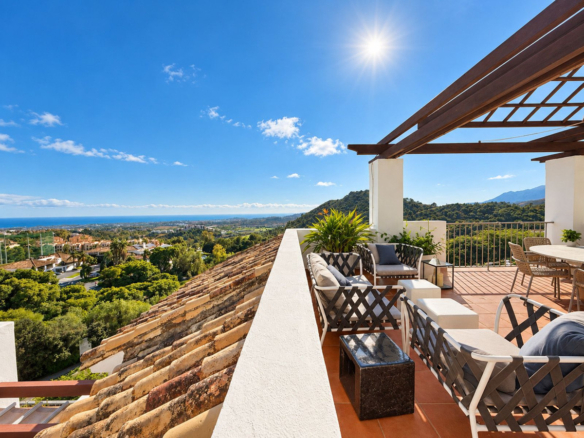 Penthouse for sale in Benahavís