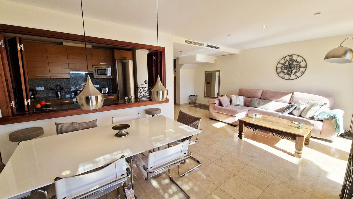 Penthouse for sale in Benalmadena