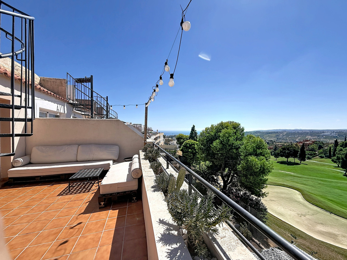 Penthouse for sale in Casares