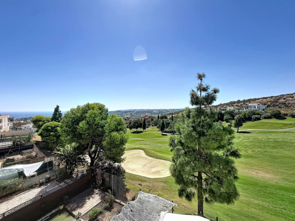 Penthouse for sale in Casares
